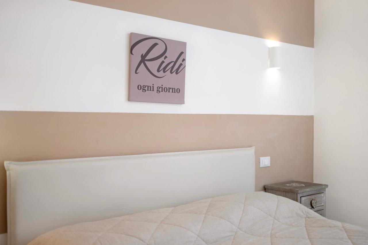 Ama Apartment Албенга Екстериор снимка